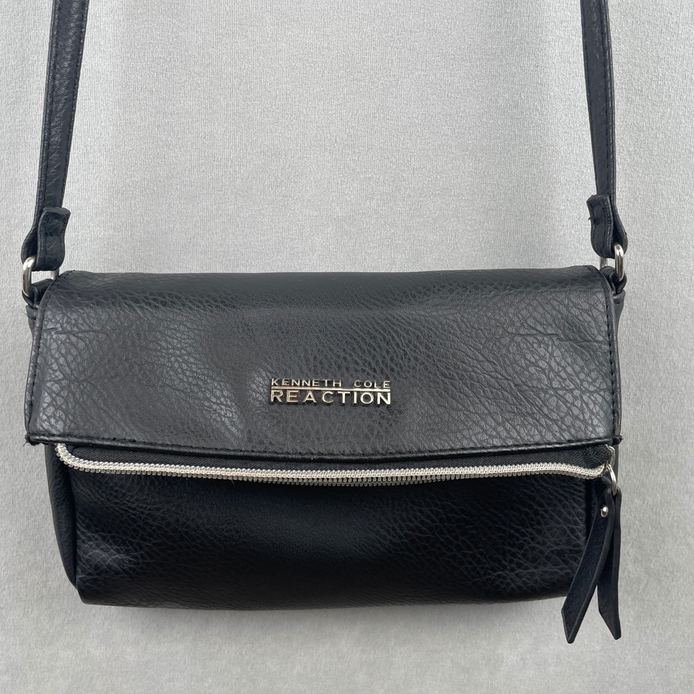 Kenneth Cole Reaction Black Faux Leather Crossbody Bag Silver Hardware Y2K Sleek